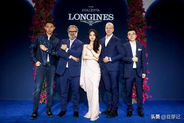 ����Ѻע38���������300%�� ����ӱ����˭������